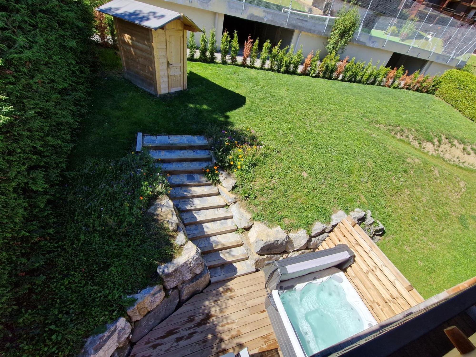 Chalet Delphinette - Spa Privatif Morzine Exterior photo